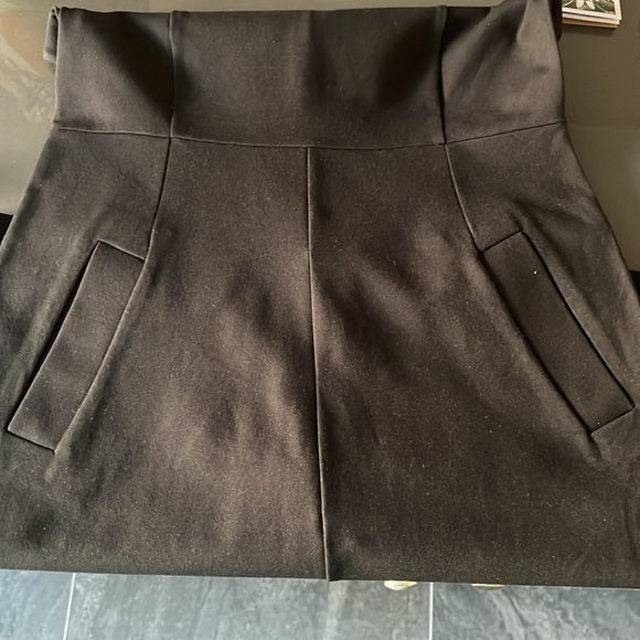 Lands’ End - Picture 4 of 5